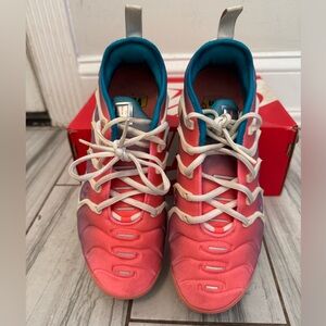 Nike Vapormax Plus Sneaker in Pink Sea W8